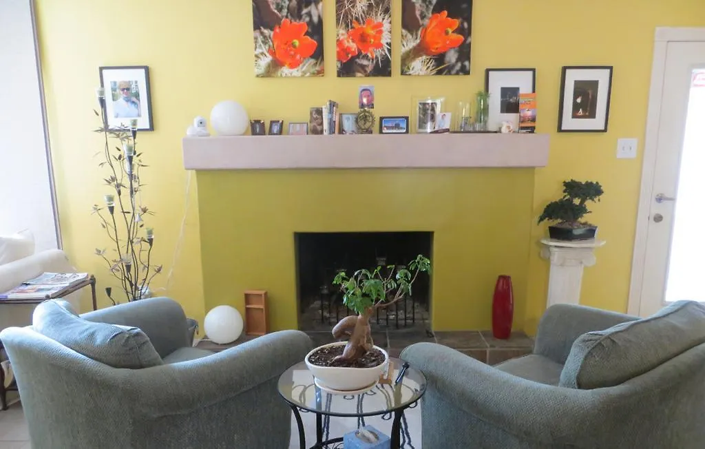 Zenyard Guest House Phoenix