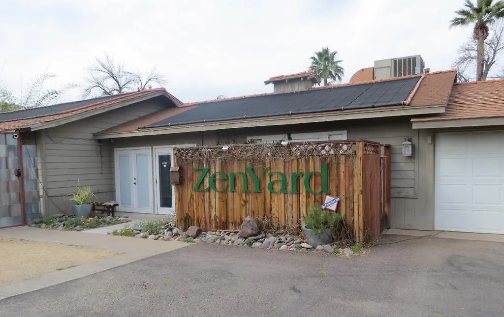 Zenyard Guest House Phoenix