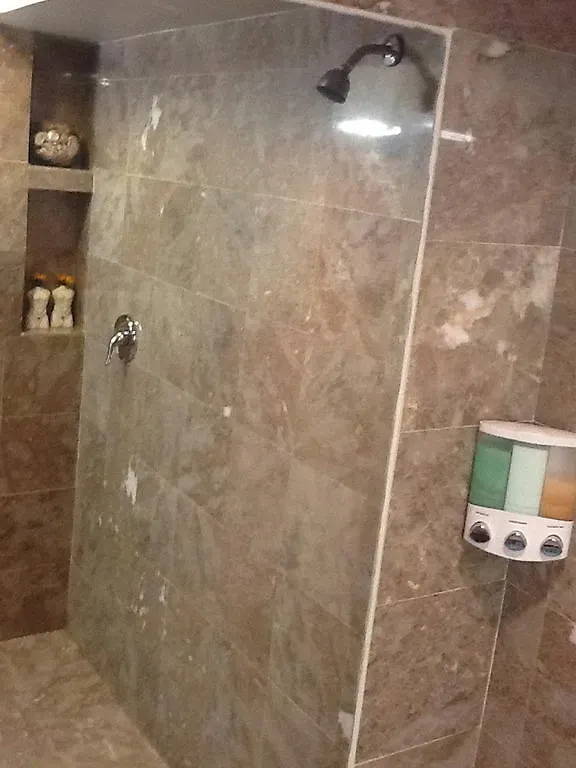 Zenyard Guest House Phoenix 3*,  USA