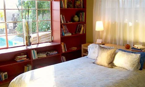 Zenyard Guest House Phoenix